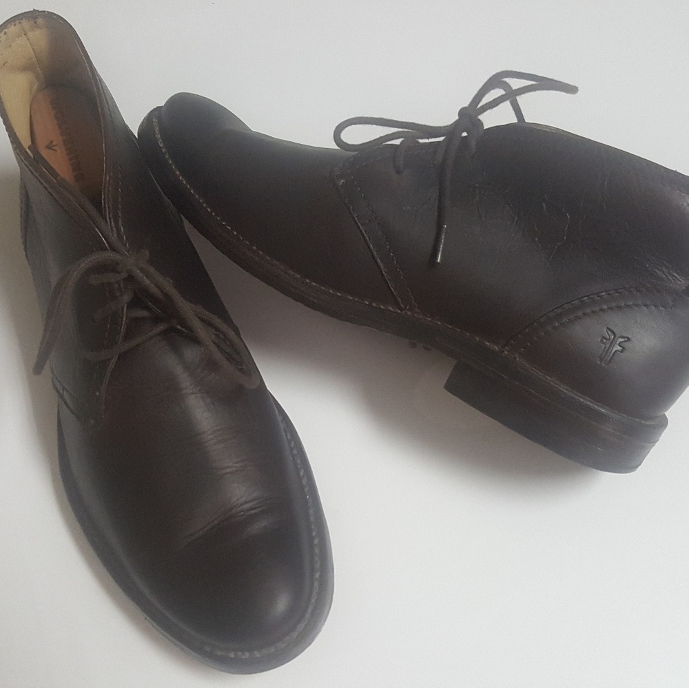 Frye Lace-Up Ankle Chukka Boots